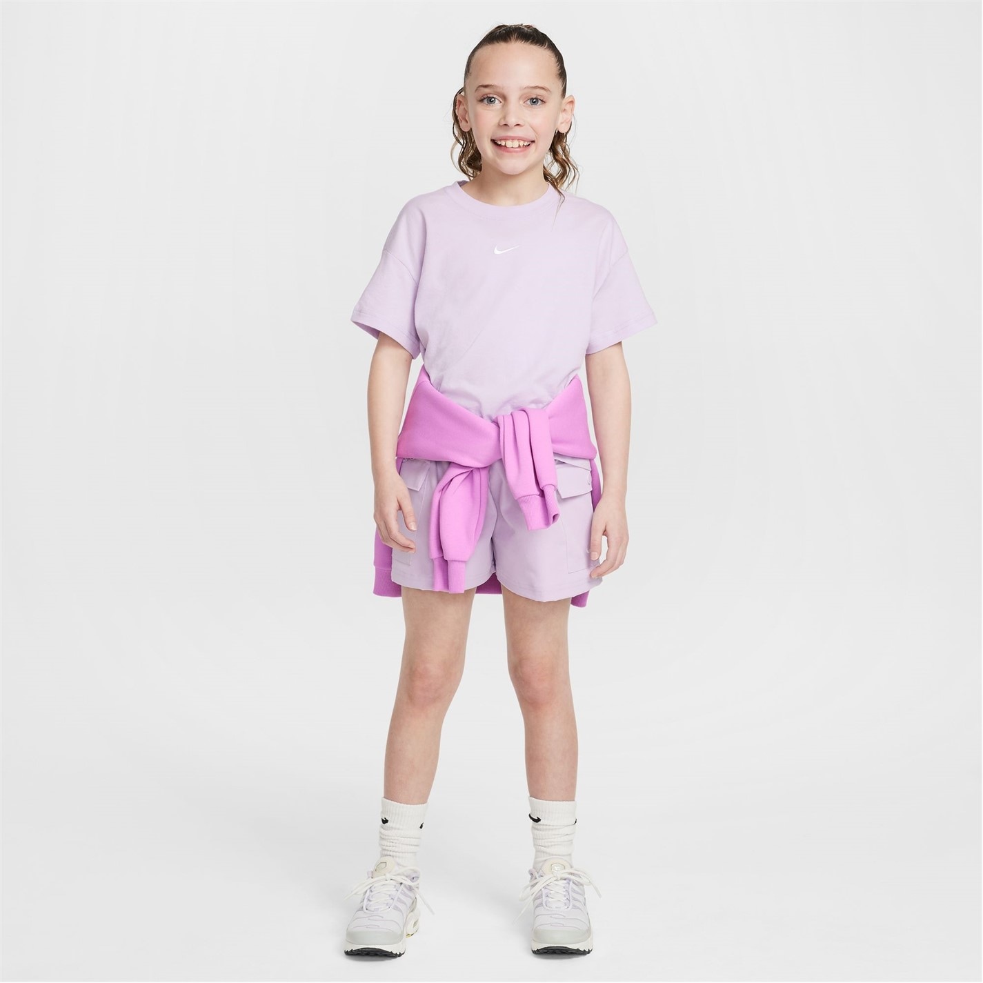 Nike Sportswear Big Kids' (Girls') T-Shirt - 4