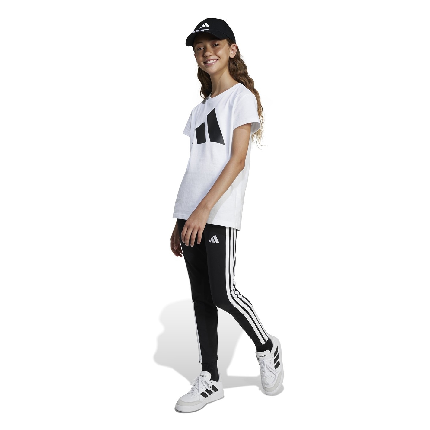 adidas Girls Essentials Linear T-Shirt - 4