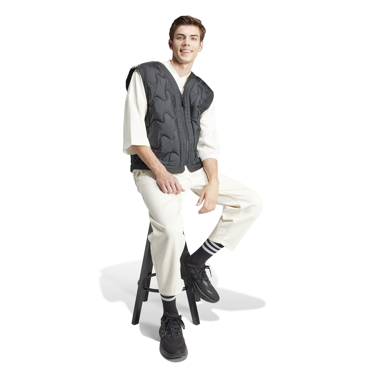 Bunda adidas Black 1236963 Men's Nuganic Light Insulation Sleeveless Recycled Gilet - 4