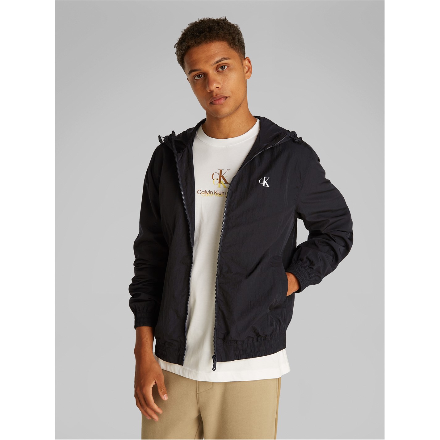 Bunda Calvin Klein Jeans Ck Black 2444033 Men's Lightweight Windbreaker - 1