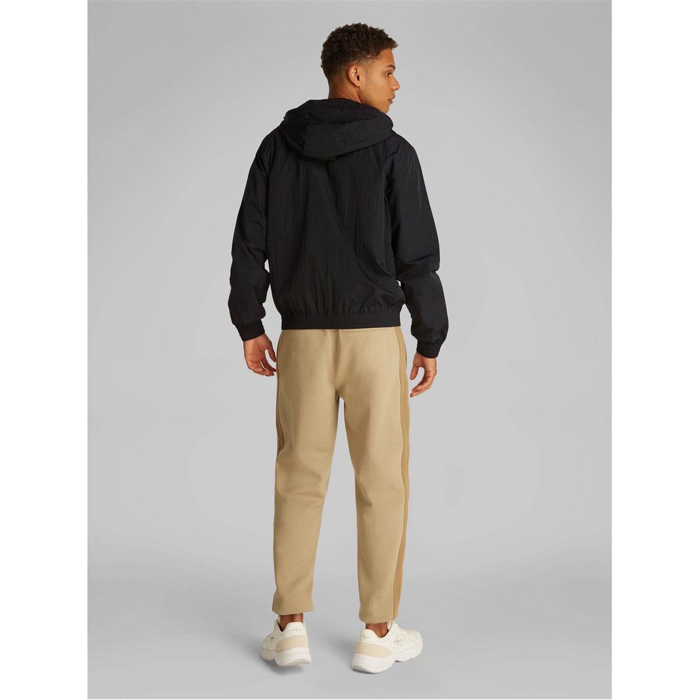 Bunda Calvin Klein Jeans Ck Black 2444033 Men's Lightweight Windbreaker - 3