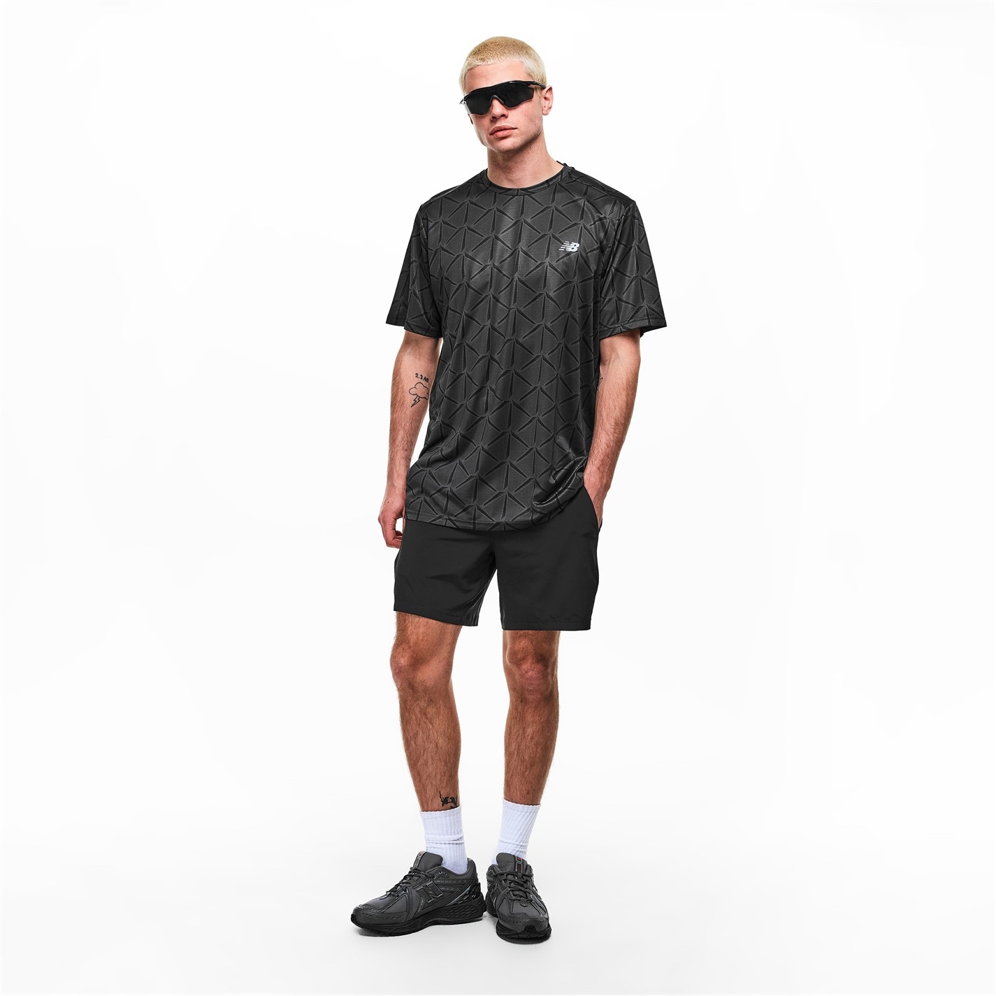 New Balance Black 5229897 Men's Short Sleeve Performance Gym Top - 6
