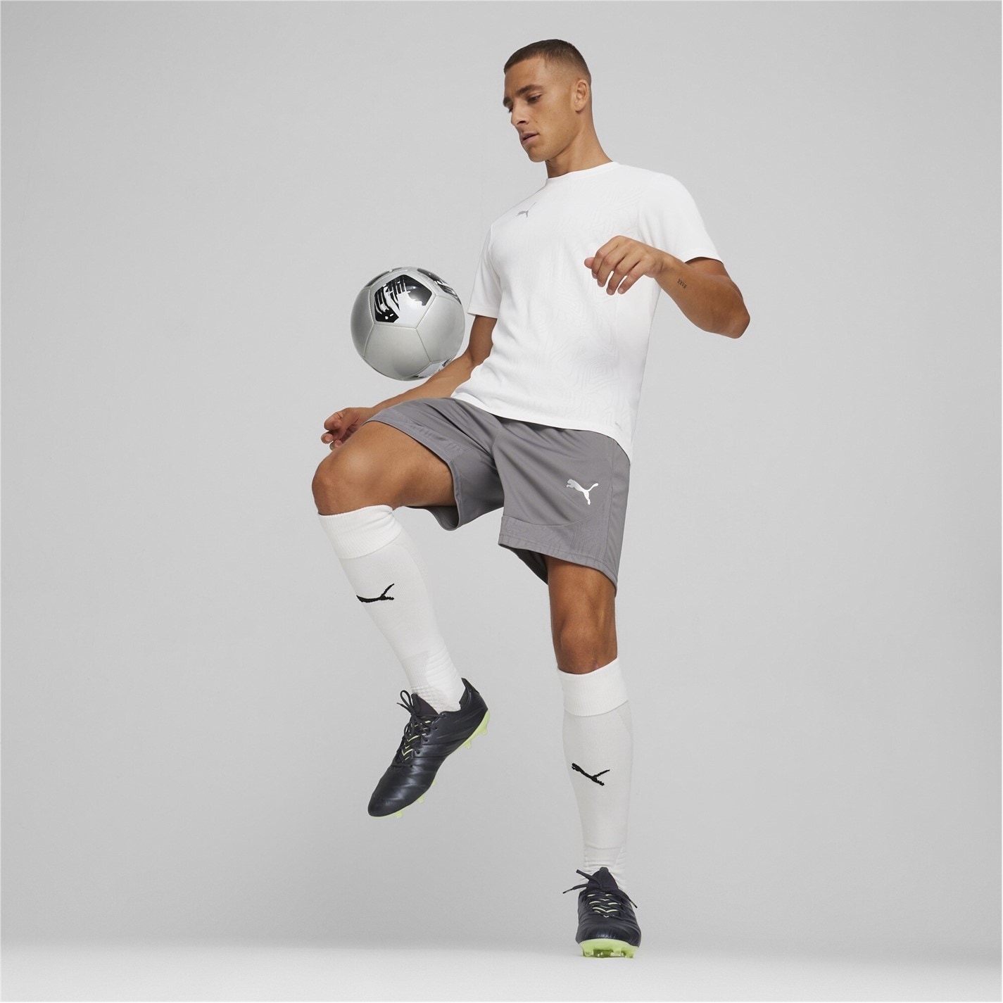 Tričko Puma Puma White 2266633 Men's Teamfinal Training Short-Sleeve Performance T-Shirt - 7