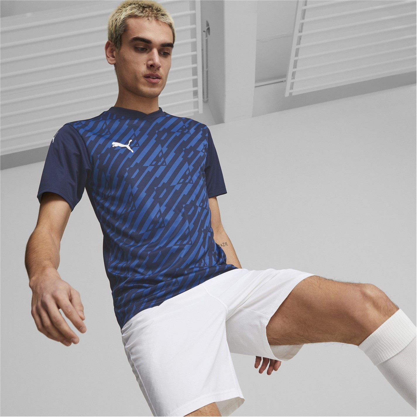 Tričko Puma Peacoat 1373634 Men's Short-Sleeve Performance T-Shirt - 3