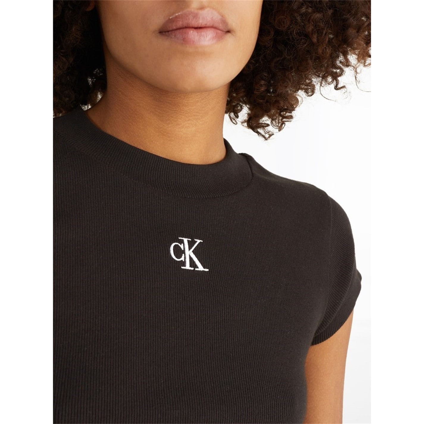 Tričko Calvin Klein Jeans Black 8395572 Mono Rib Cropped T Shirt - 3
