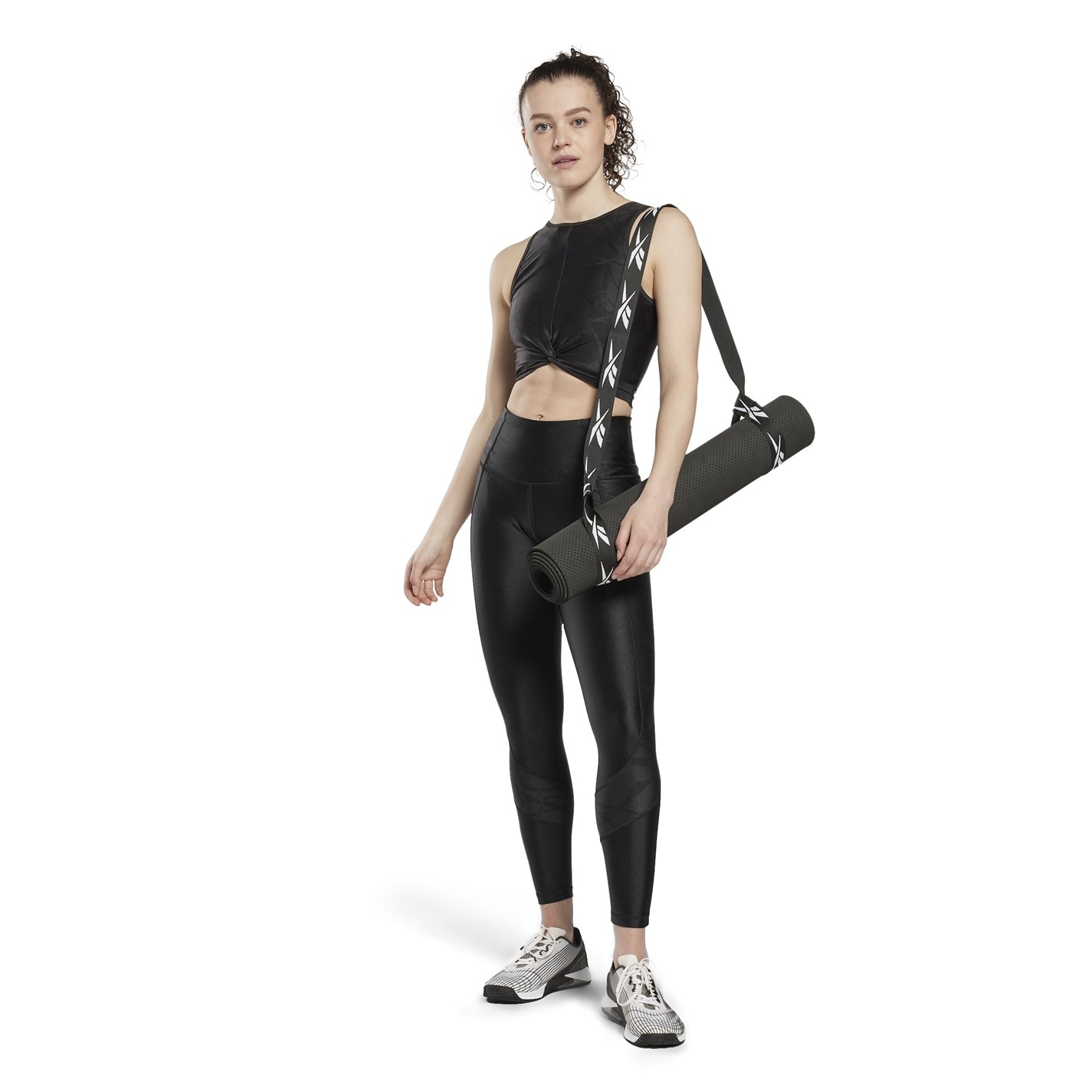 Tričko Reebok Black 6526867 Women's Shiny Yoga Scribble Cropped Vest - 3
