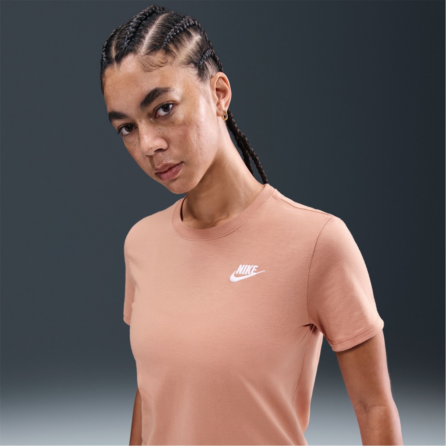 Nike Sportswear Women's Club T-Shirt - 6