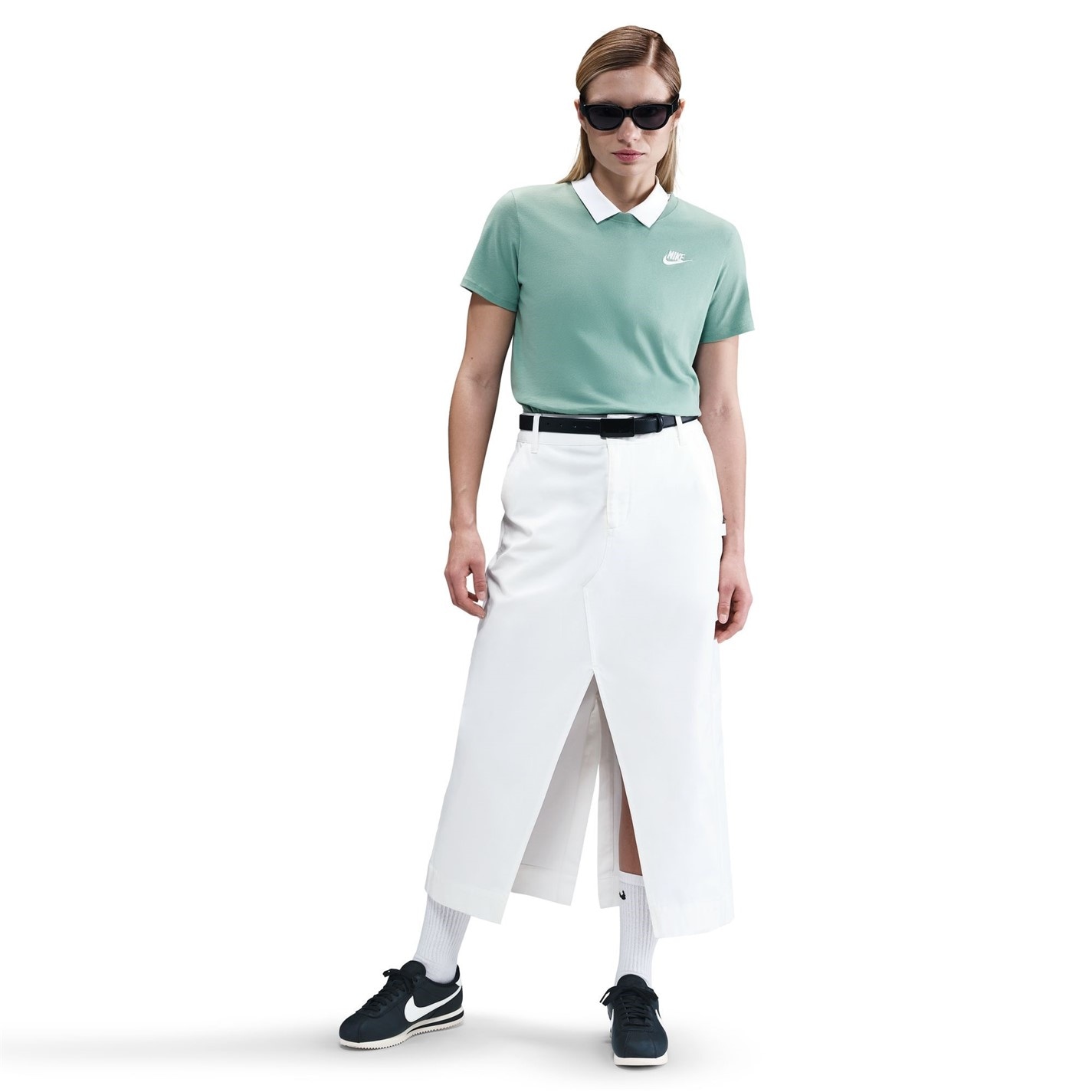 Nike Sportswear Women's Club T-Shirt - 3