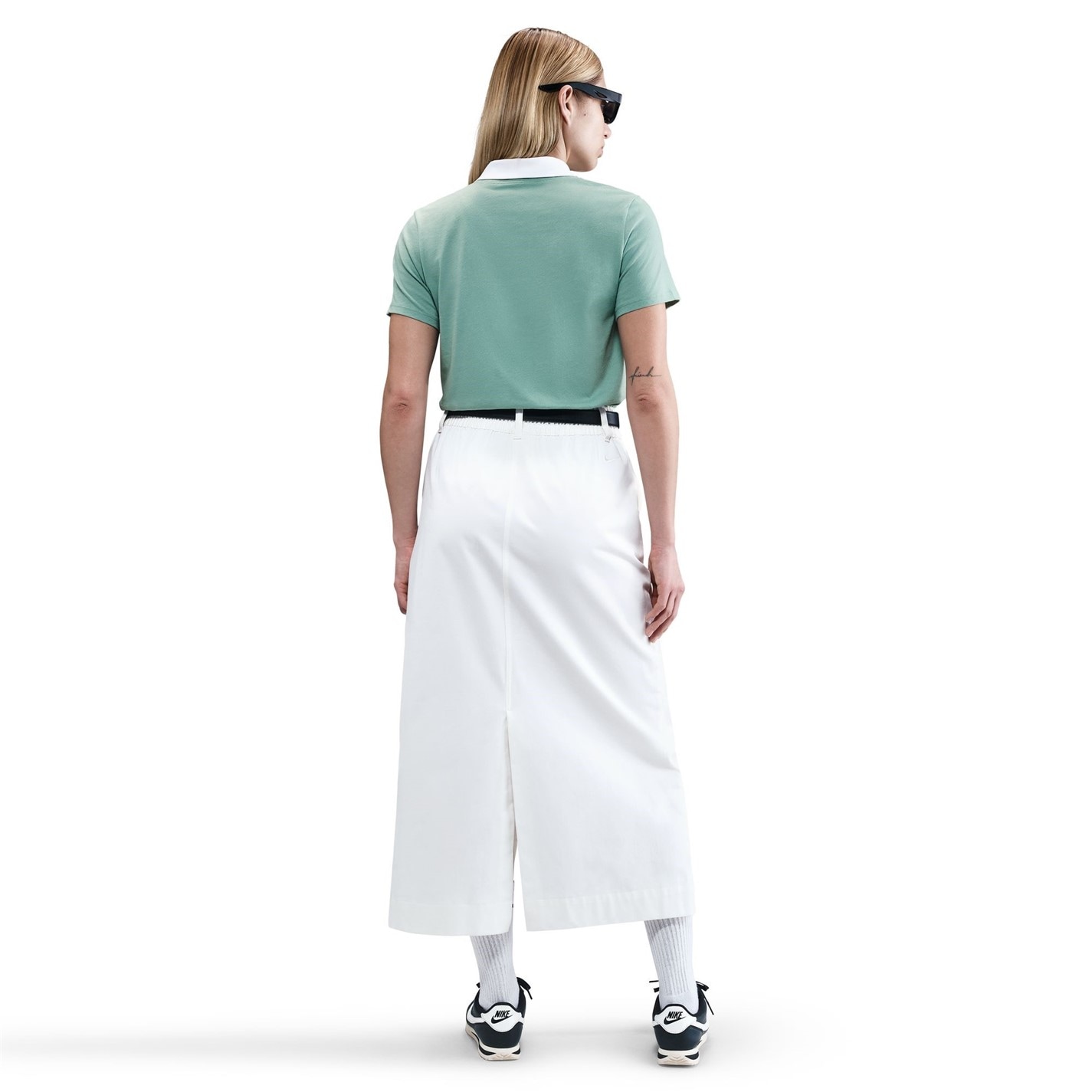 Nike Sportswear Women's Club T-Shirt - 4