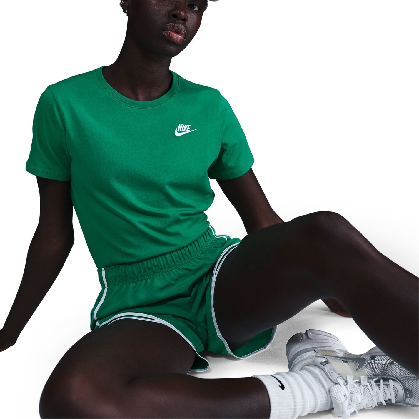 Nike Sportswear Women's Club T-Shirt - 5