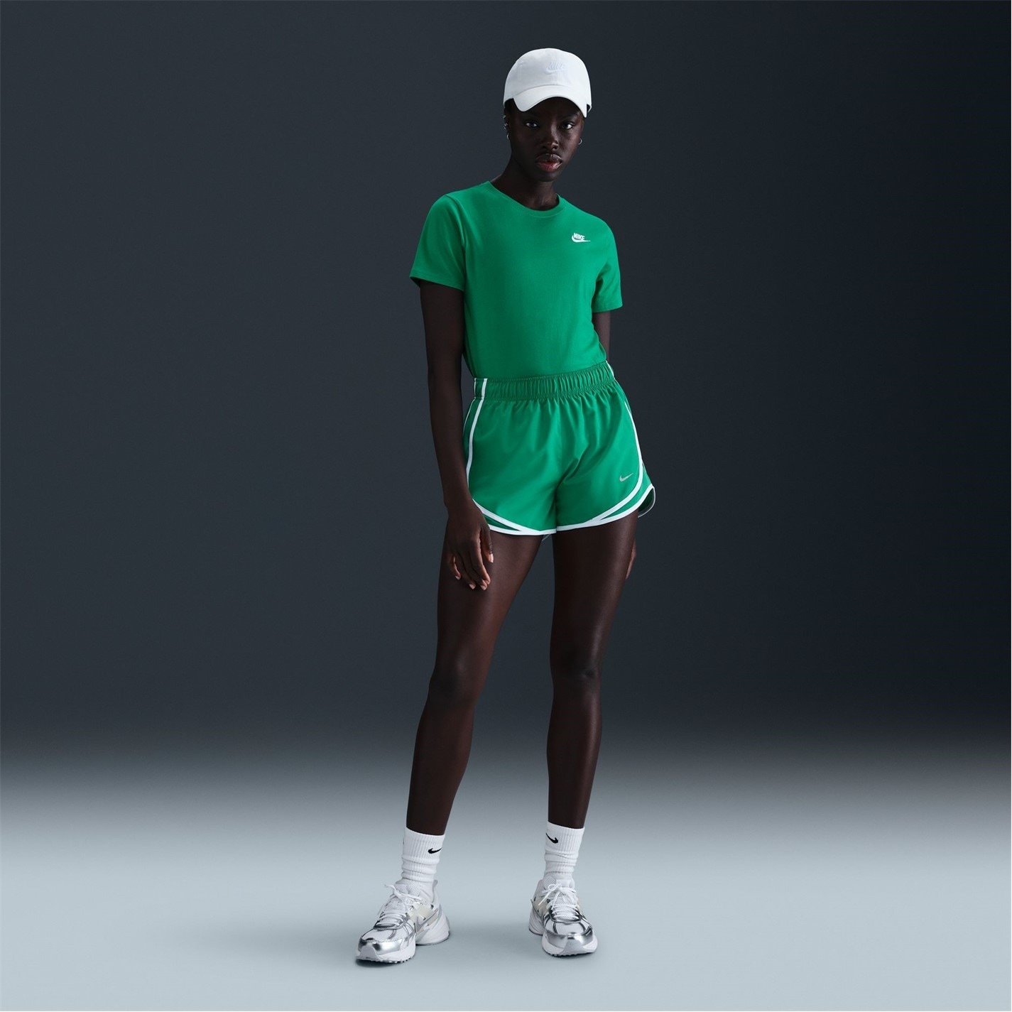 Nike Sportswear Women's Club T-Shirt - 7