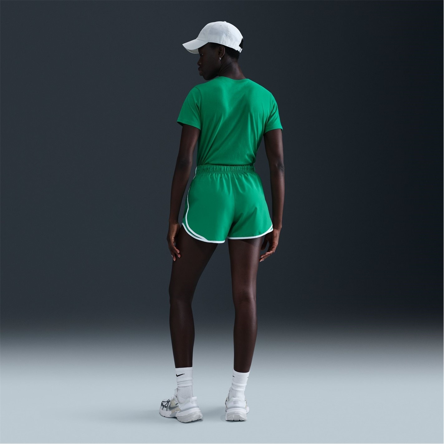 Nike Sportswear Women's Club T-Shirt - 8