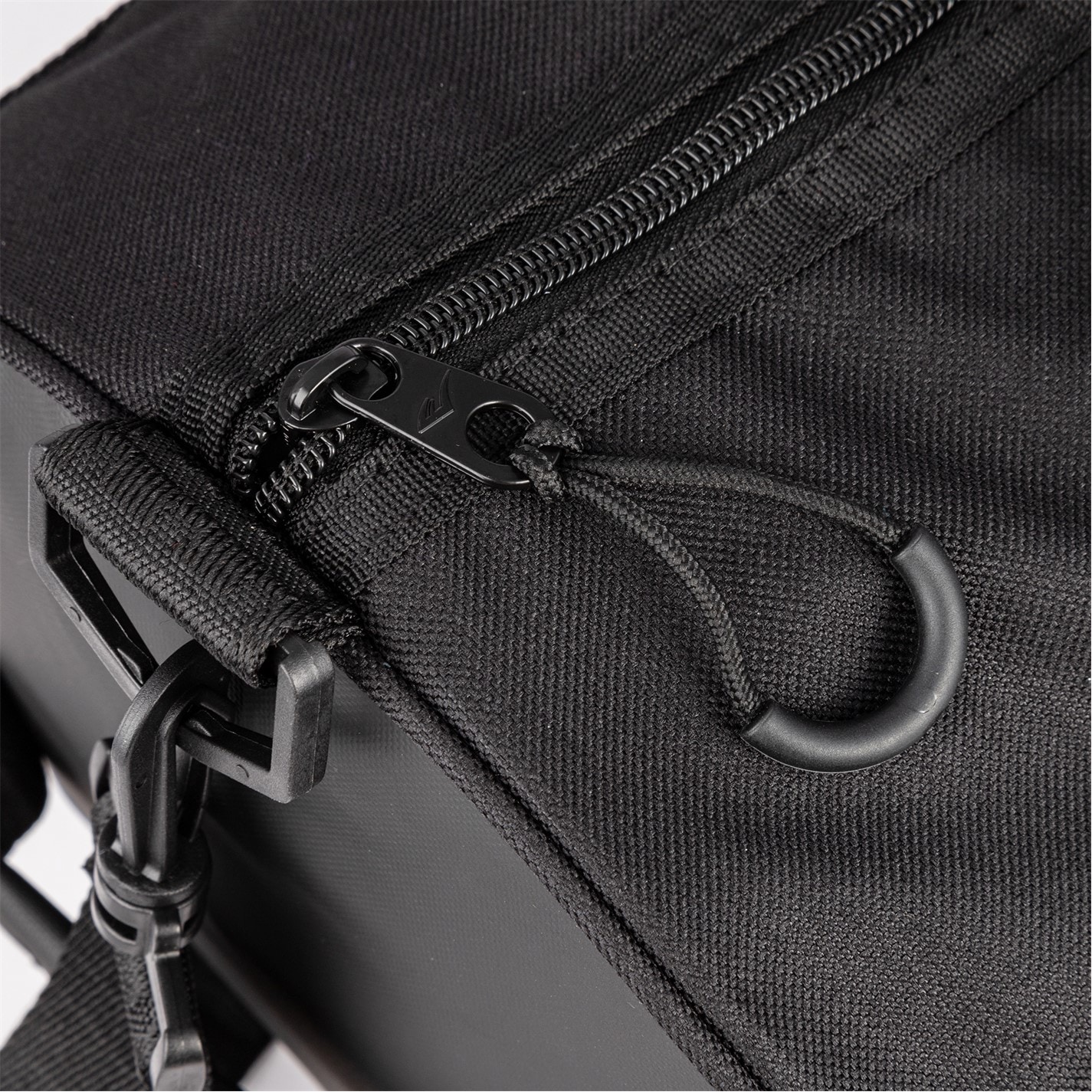 Everlast Barrel Bag - 6