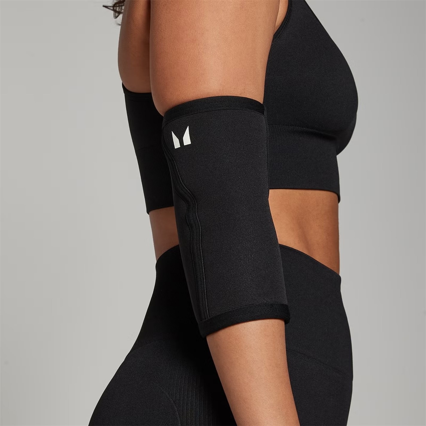 MyProtein Black 8251408