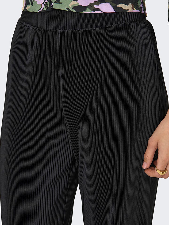 Nohavice JDY Schwarz 5993315 Hose in Schwarz - 4