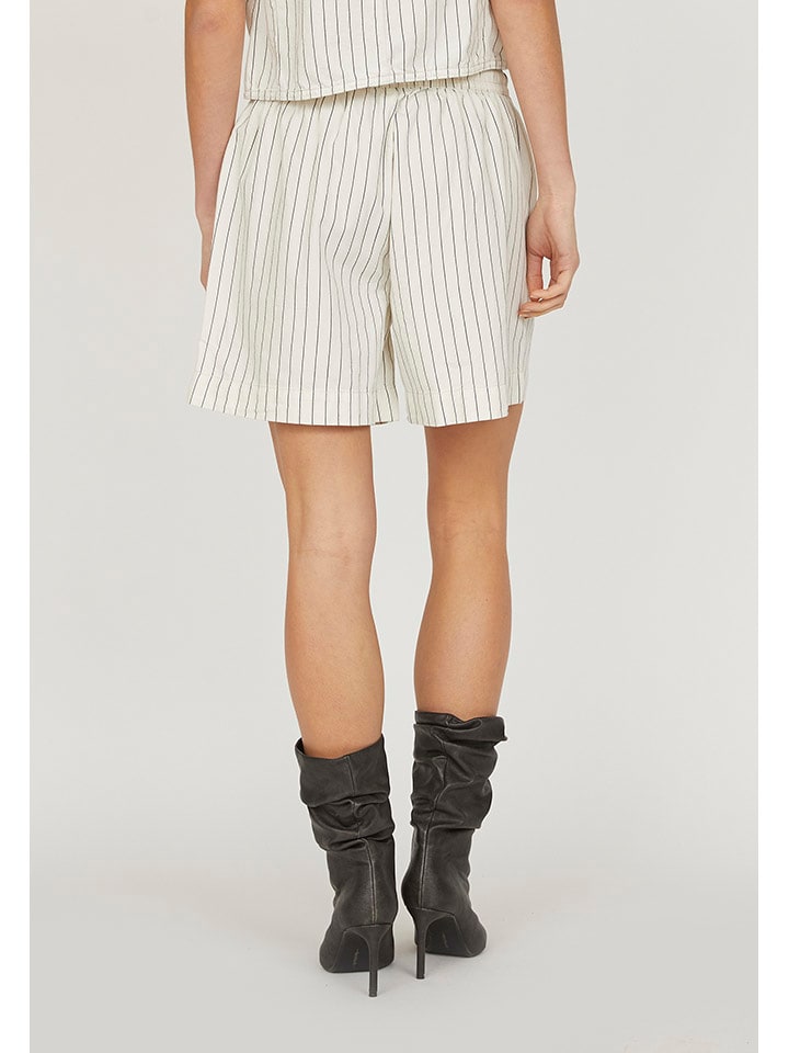 Kraťasy SisterS point Creme/ Dunkelblau 9590608 Shorts in Creme/ Dunkelblau - 2