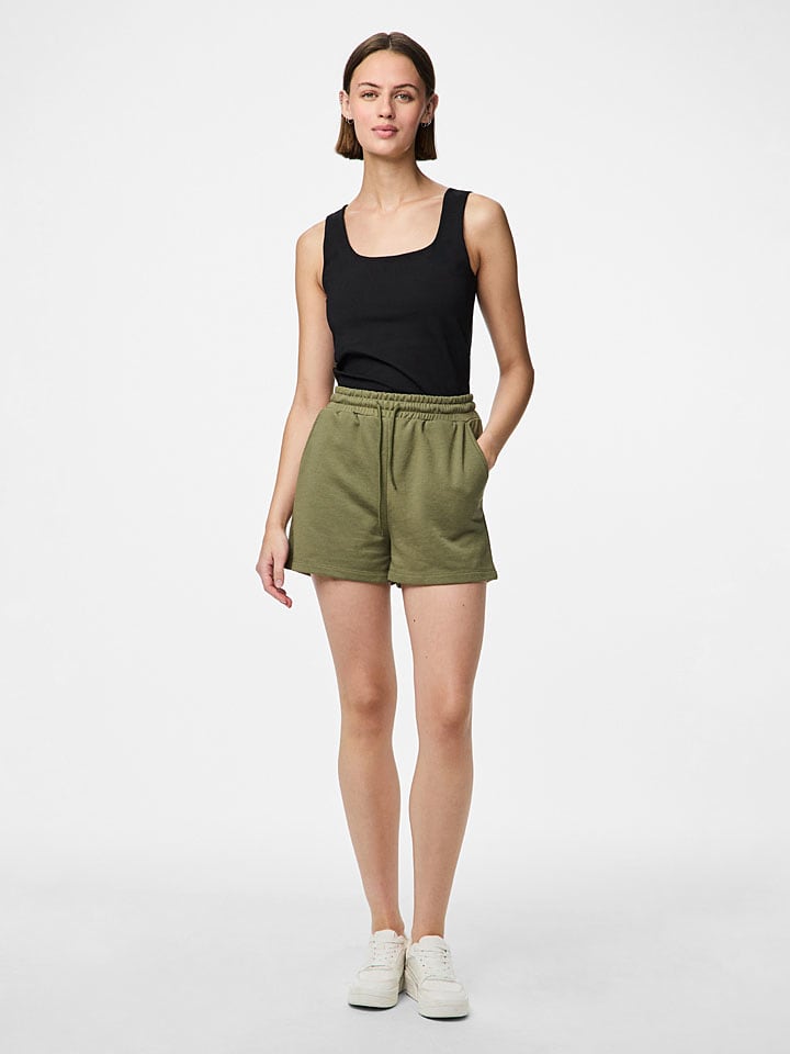 Kraťasy Pieces Oliv 2499993 Sweatshorts "Chilli" in Oliv - 2