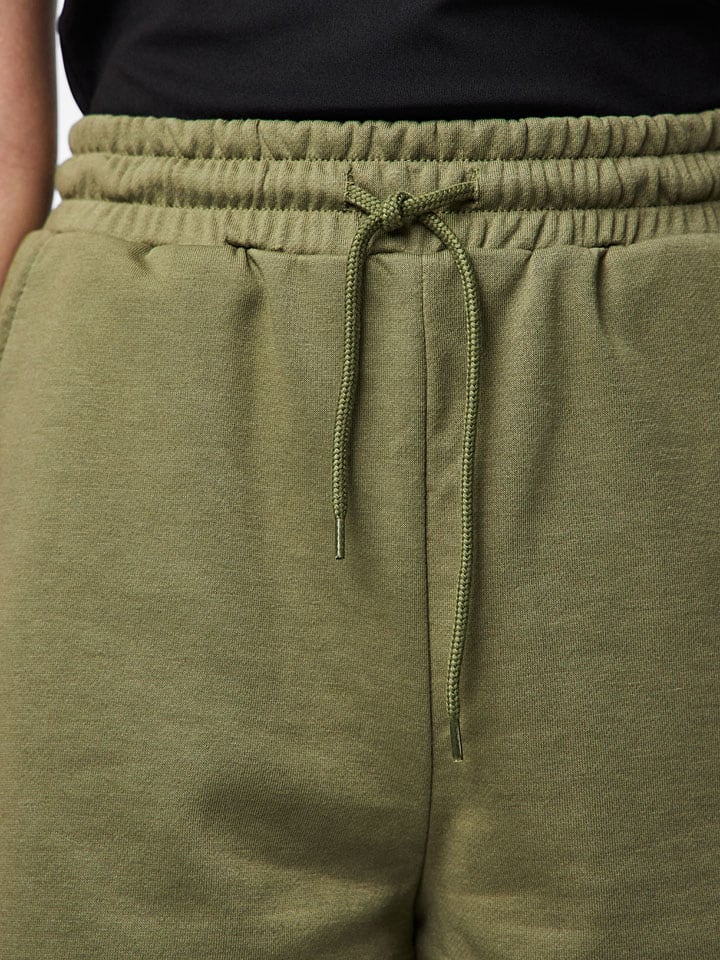 Kraťasy Pieces Oliv 2499993 Sweatshorts "Chilli" in Oliv - 4