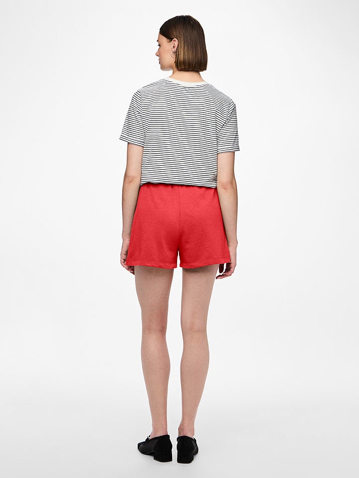 Kraťasy Pieces Rot 3571064 Sweatshorts "Chilli" in Rot - 3