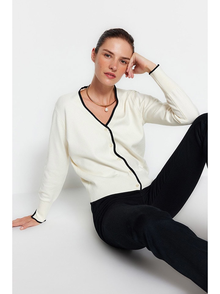 trendyol Creme/ Schwarz 7336722 Cardigan in Creme/ Schwarz - 2