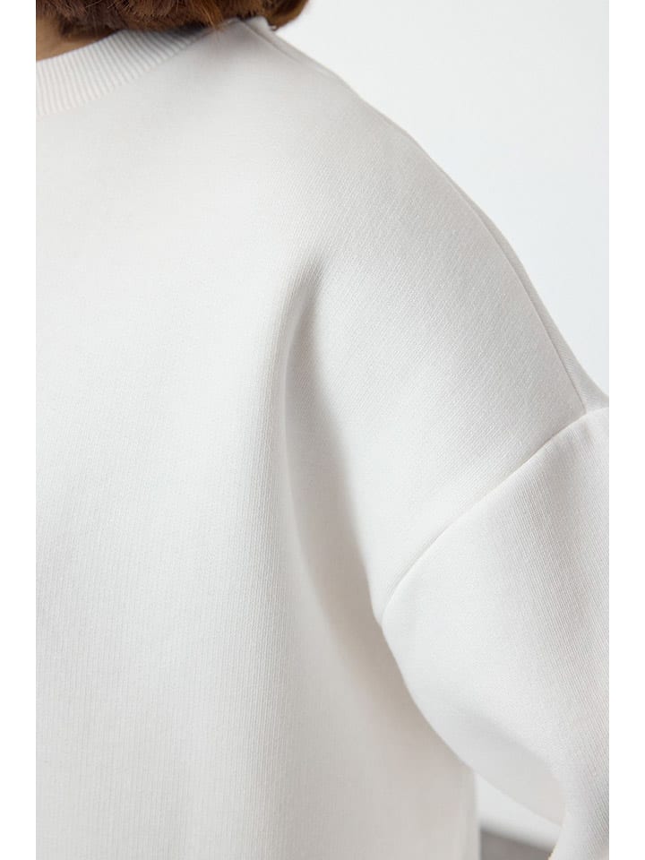 Mikina trendyol Weiß 9987736 Sweatshirt in Weiß - 4