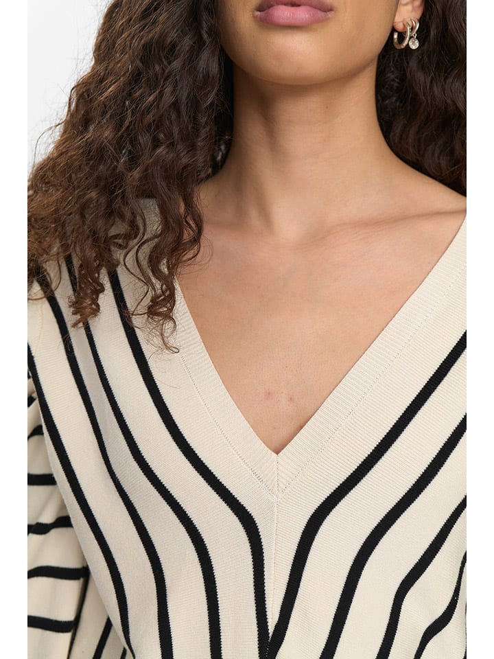 NÜMPH Creme/ Schwarz 6273124 Pullover in Creme/ Schwarz - 4