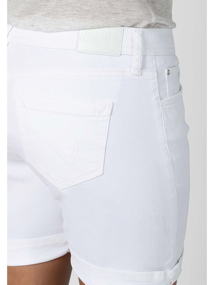 Kraťasy Timezone Weiß 5062584 Shorts in Weiß - 3