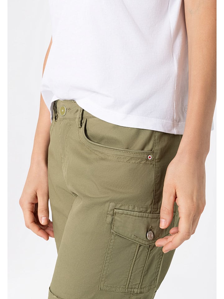 Kraťasy Timezone Khaki 3710911 Shorts in Khaki - 3