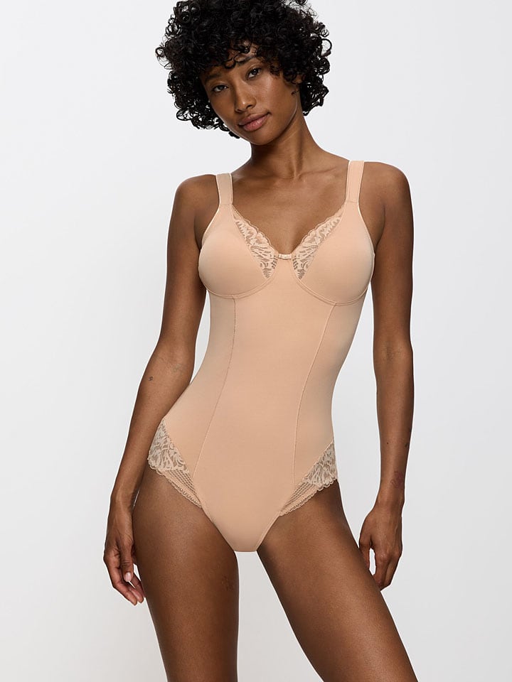 Triumph Beige 9784134