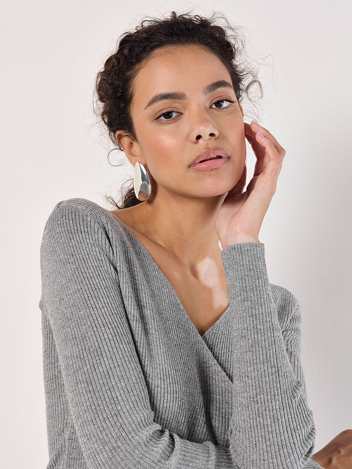 Sveter Apricot Grau 8374247 Pullover in Grau - 3