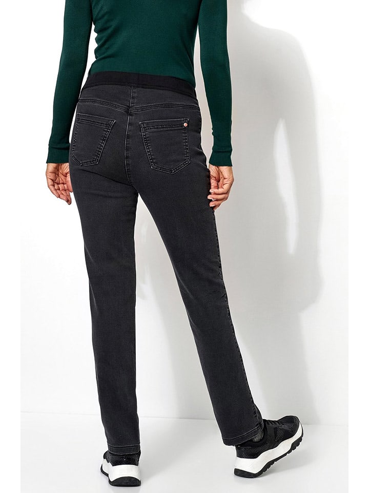 Nohavice Relaxed by TONI Schwarz 1849579 Jeggings - Slim fit - in Schwarz - 2