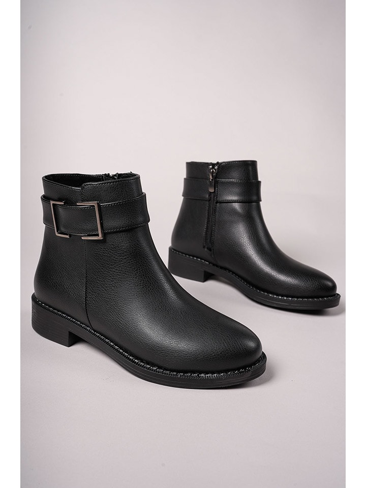 Boty trendyol Schwarz 5958182 Boots in Schwarz - 2