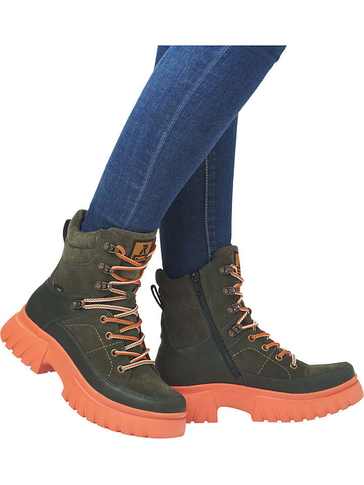 Boty rieker Khaki/ Schwarz 8954244 Boots in Khaki/ Schwarz - 9