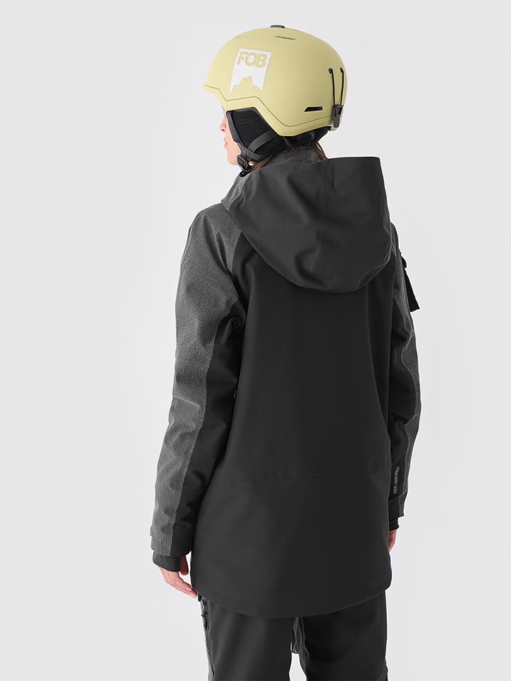 Dámska bunda 4F Schwarz 9290804 Ski-/ Snowboardjacke in Schwarz - 2