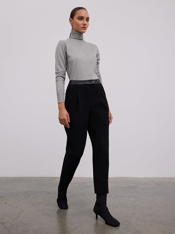 Nohavice BGN Schwarz 130579 Hose in Schwarz - 2