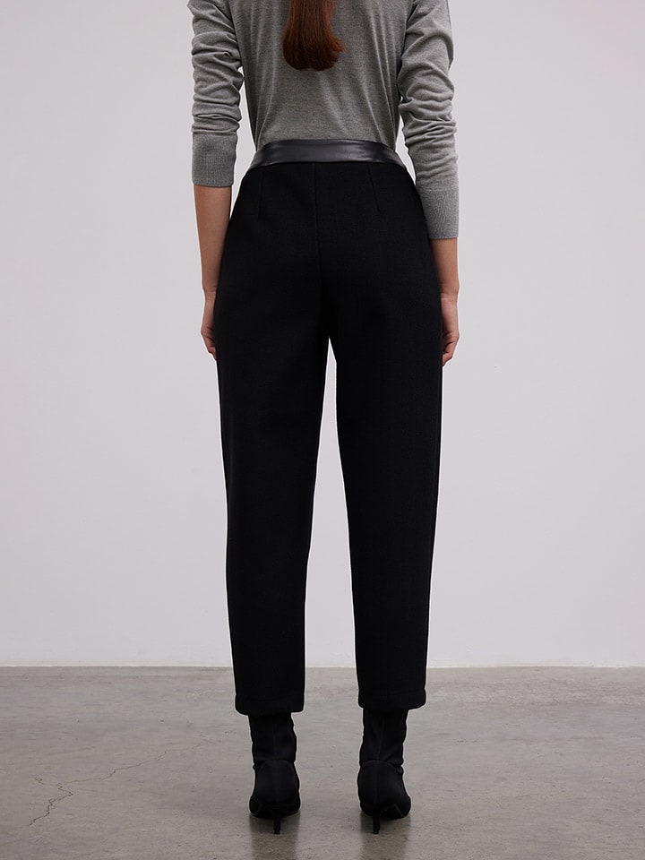 Nohavice BGN Schwarz 130579 Hose in Schwarz - 4