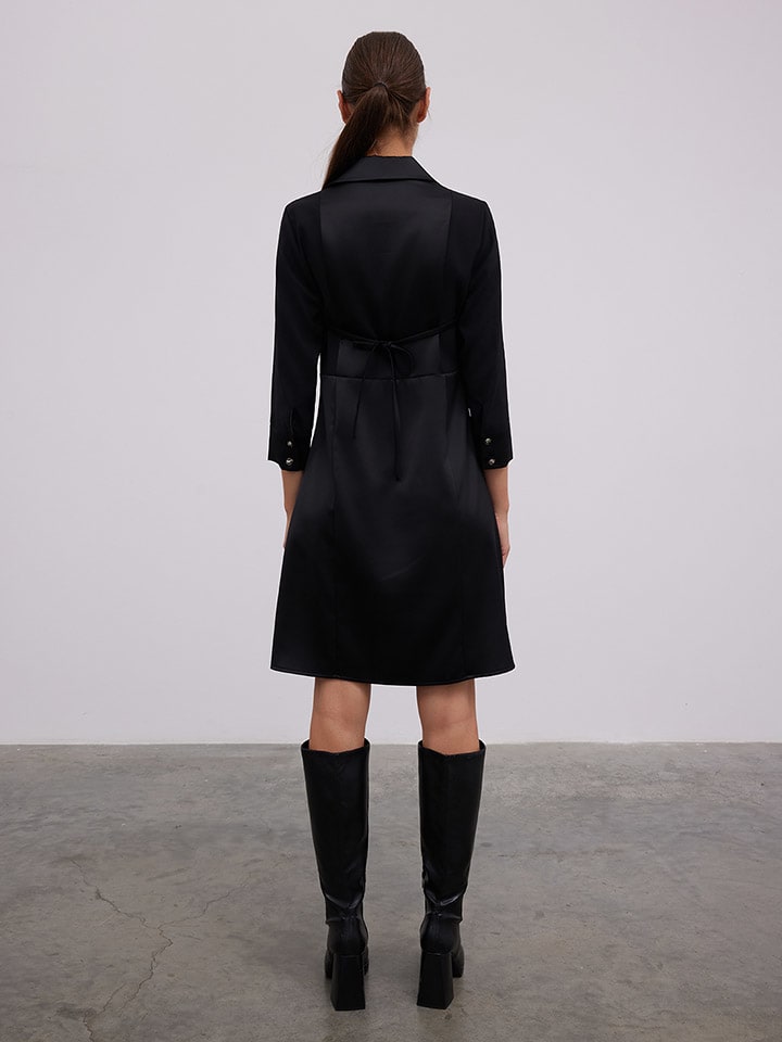 Šaty BGN Schwarz 3542539 Kleid in Schwarz - 3