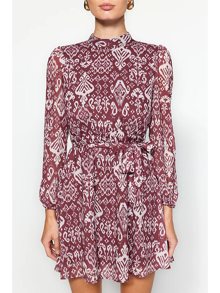 Šaty trendyol Bordeaux/ Weiß 6012562 Kleid in Pink - 3