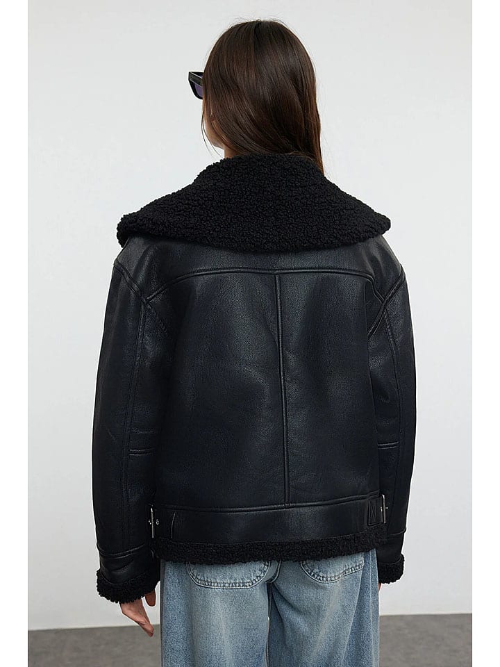 Dámska bunda trendyol Schwarz 1156349 Kunstlederjacke in Schwarz - 4