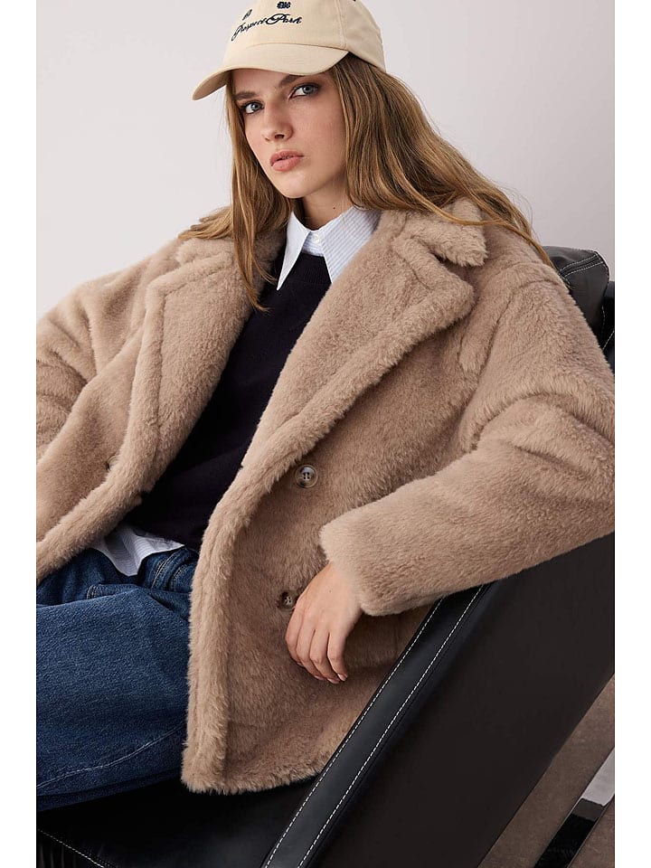 Dámska bunda trendyol Hellbraun 8850434 Kunstfelljacke in Beige - 1