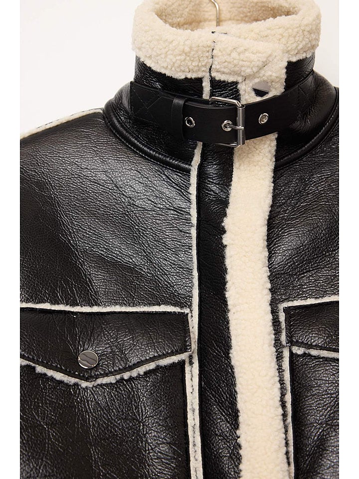 Dámska bunda trendyol Schwarz/ Creme 4422152 Winterjacke in Schwarz/ Creme - 6