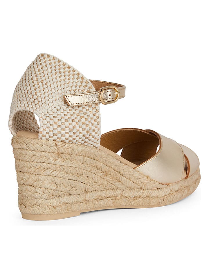 Sandále Geox Gold 5741577 Leder-Sandaletten "Gelsa" in Gold - 5