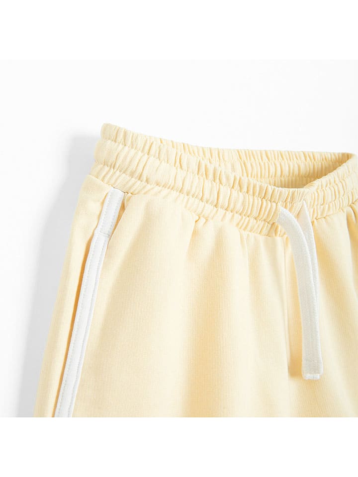 Kraťasy COOL CLUB Gelb 9386242 Sweatshorts in Gelb - 2