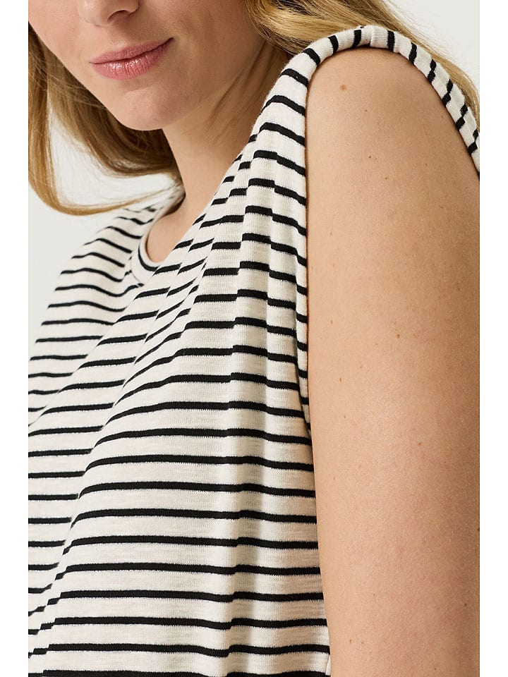 Tričko Garcia Creme/ Schwarz 6434465 Shirt in Creme/ Schwarz - 3