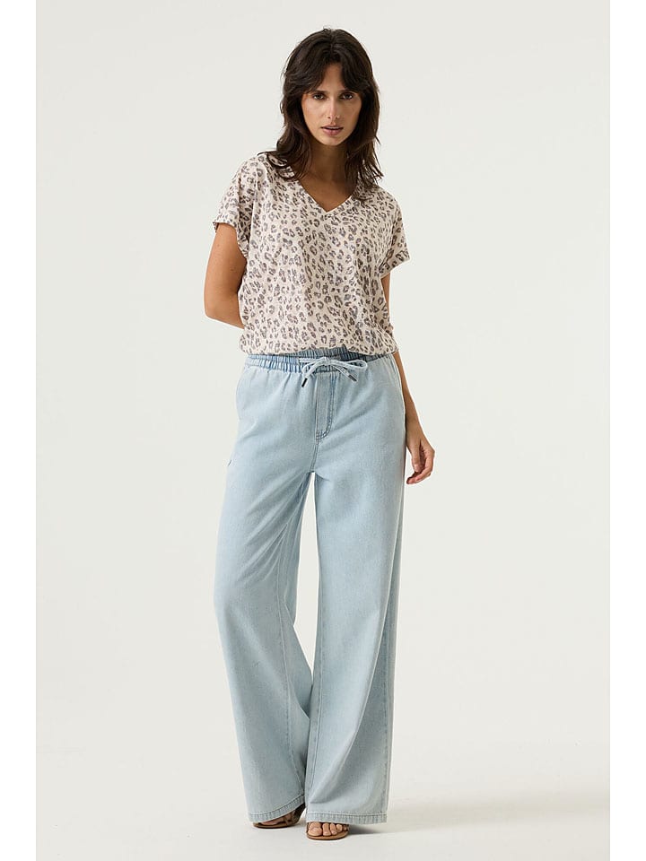 Tričko Garcia Creme 9990256 Shirt in Creme - 1