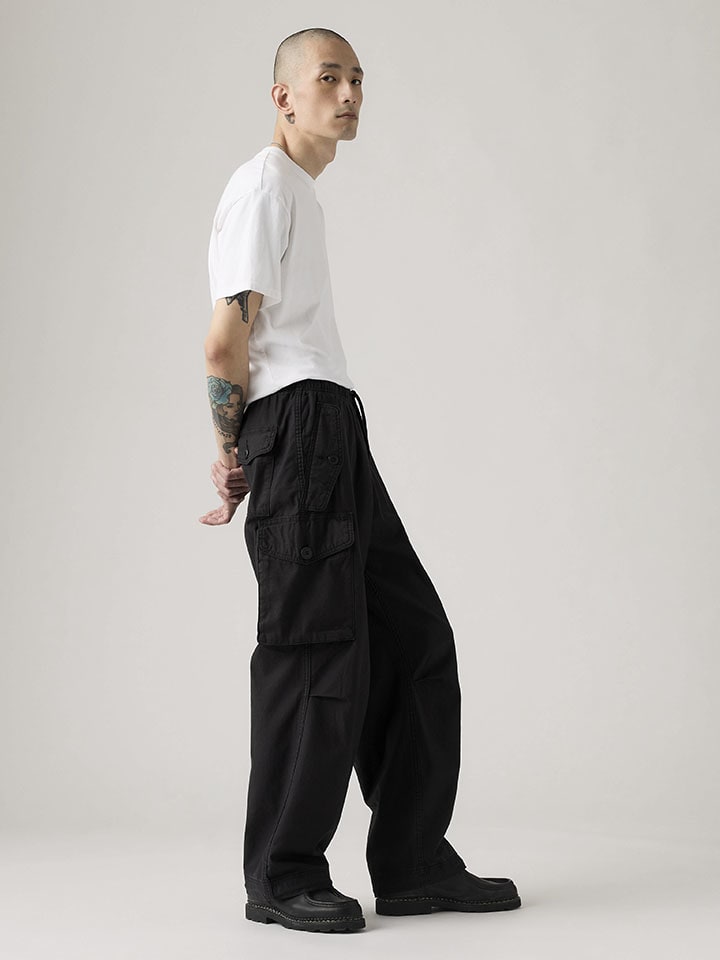 Kalhoty Levi's Schwarz 1523167 Cargohose in Schwarz - 2